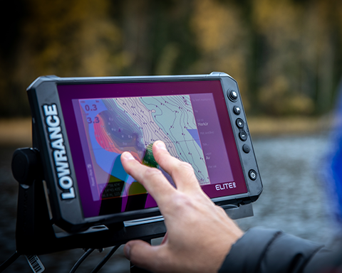 Lowrance Hook2 4x GPS Fishfinder, great for kayaks and small