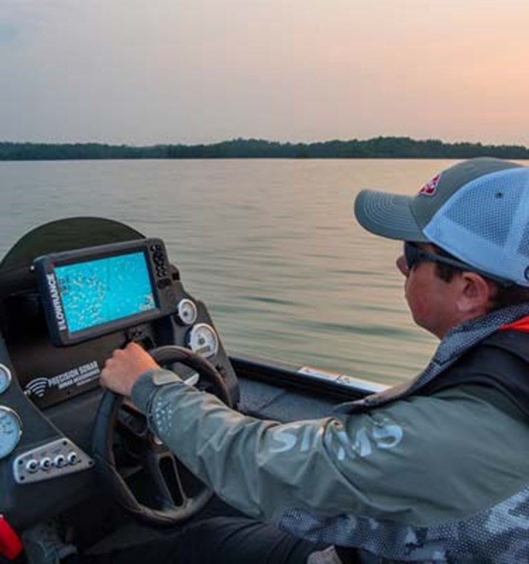 https://www.lowrance.com/globalassets/lowrance/products/by-series/hook2/mobile-first/hook2-hpdp-fw-mob-5.jpg?w=768&h=960&mode=max&scale=both