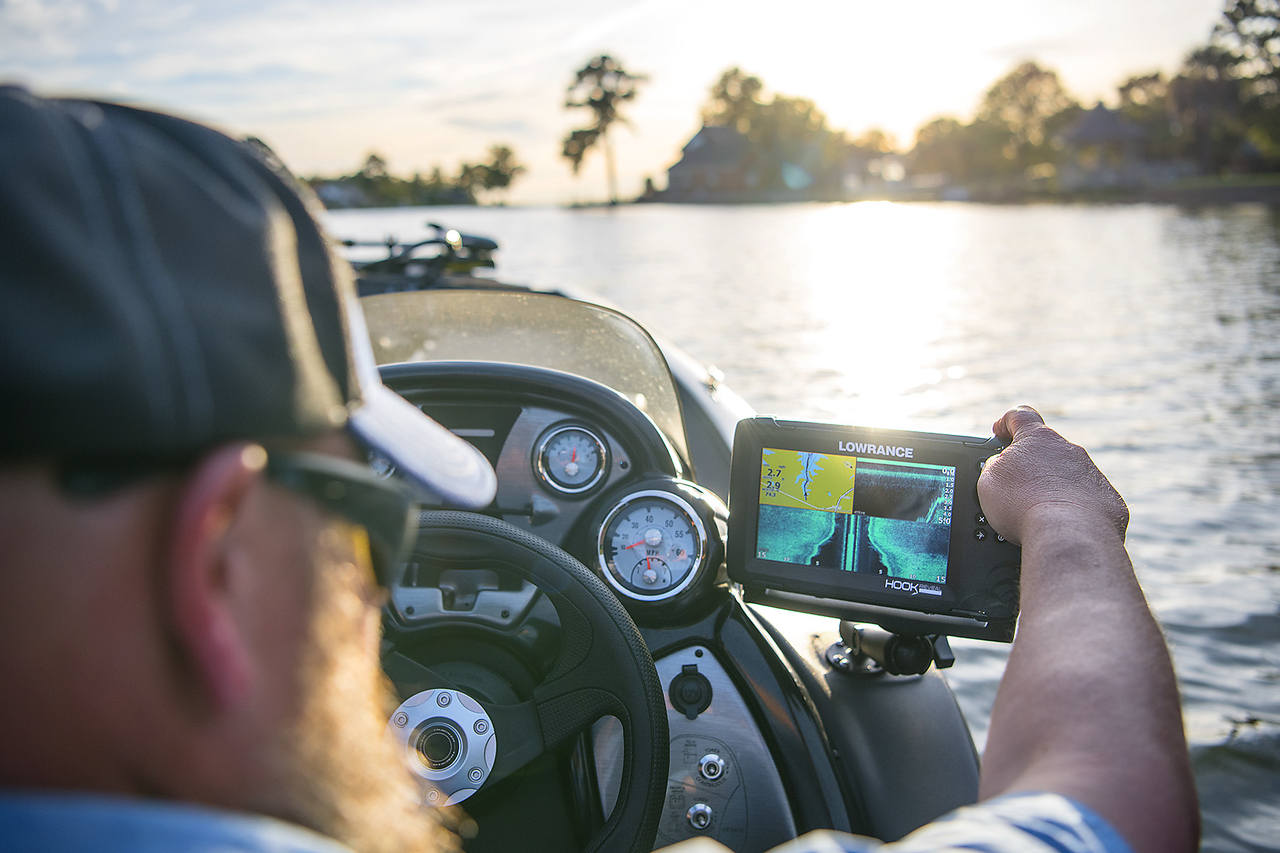 Fish Finders - Depth Finder and GPS Combo | Lowrance